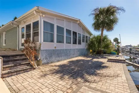 3954 Marine Parkway New Port Richey FL 34652