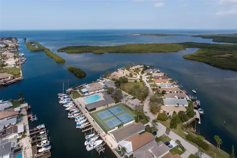 3954 Marine Parkway New Port Richey FL 34652