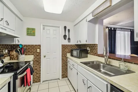 11815 Lakewood Drive Hudson FL 34669