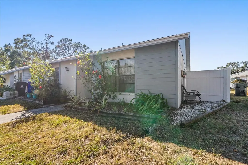 2044 Sheffield Court Oldsmar FL 34677