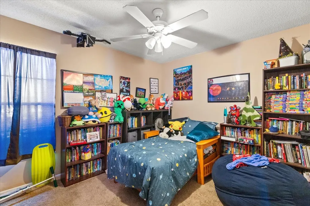 2044 Sheffield Court Oldsmar FL 34677