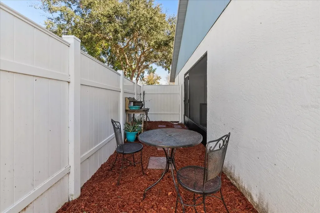 2044 Sheffield Court Oldsmar FL 34677