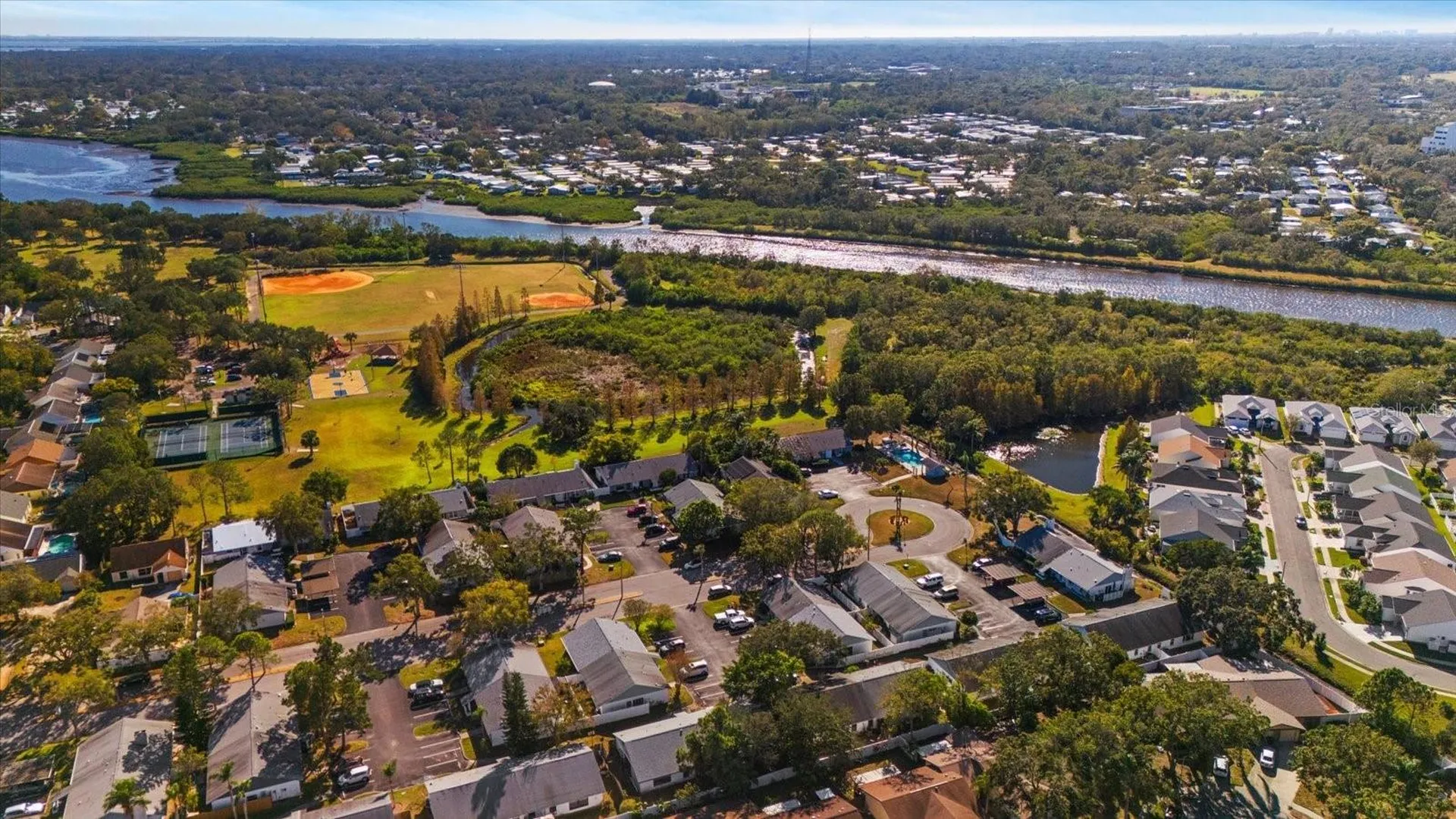 2044 Sheffield Court Oldsmar FL 34677