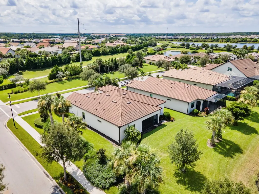 5610 Rain Lily Court Sarasota FL 34238