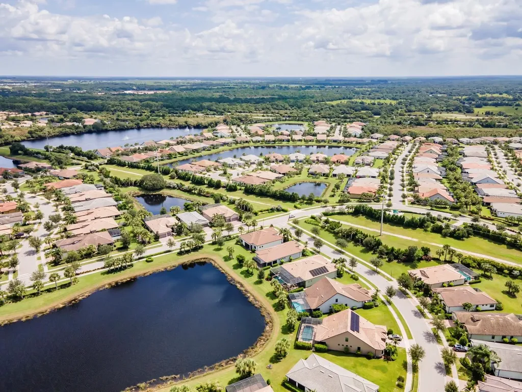 5610 Rain Lily Court Sarasota FL 34238