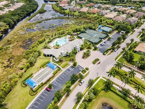 5610 Rain Lily Court Sarasota FL 34238