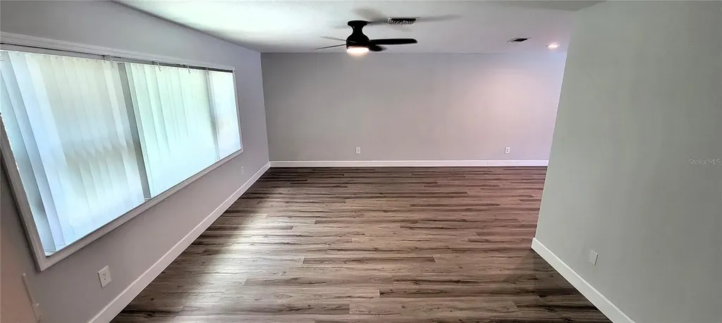 7801 17th Way N St Petersburg FL 33702