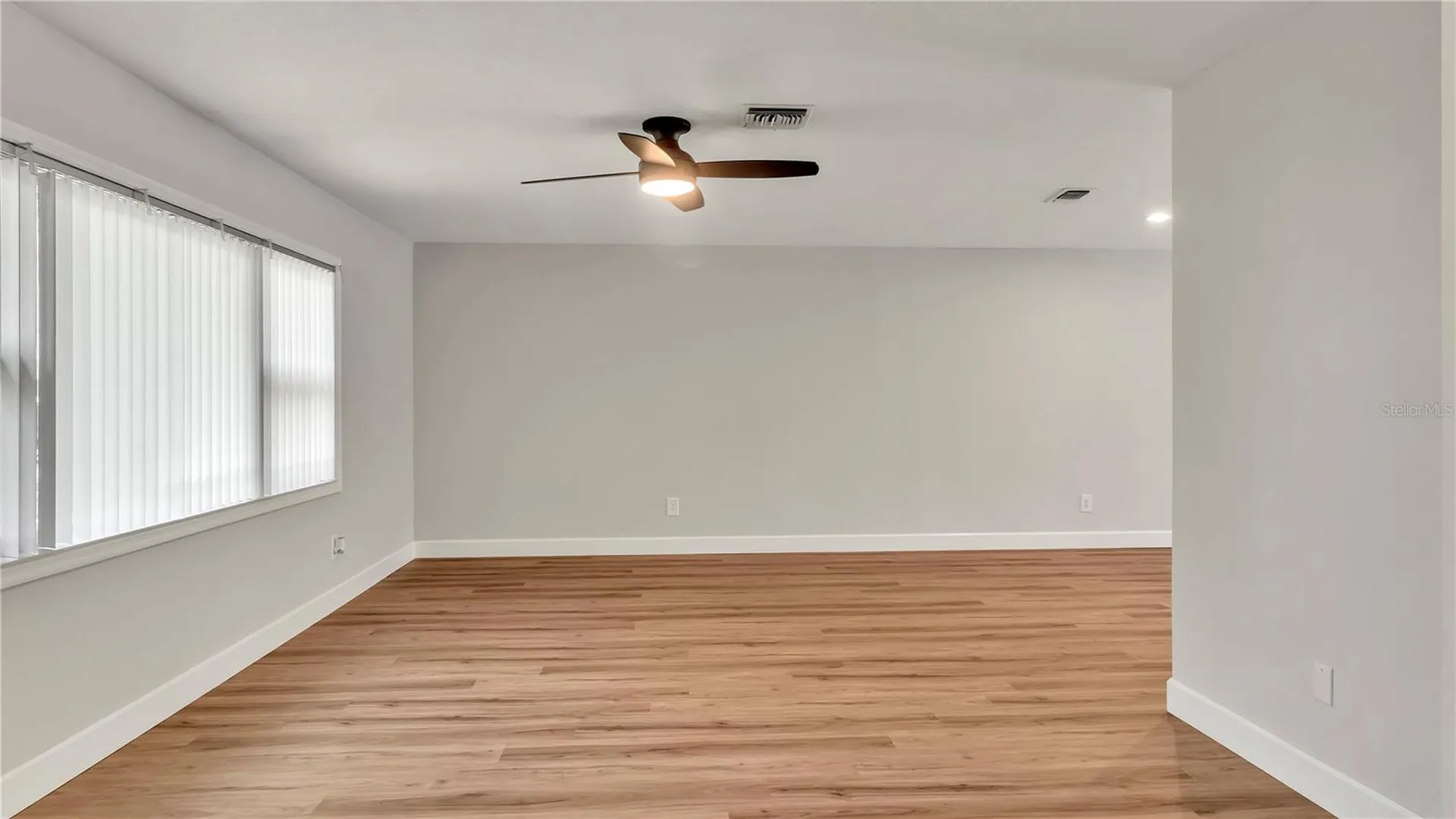 7801 17th Way N St Petersburg FL 33702