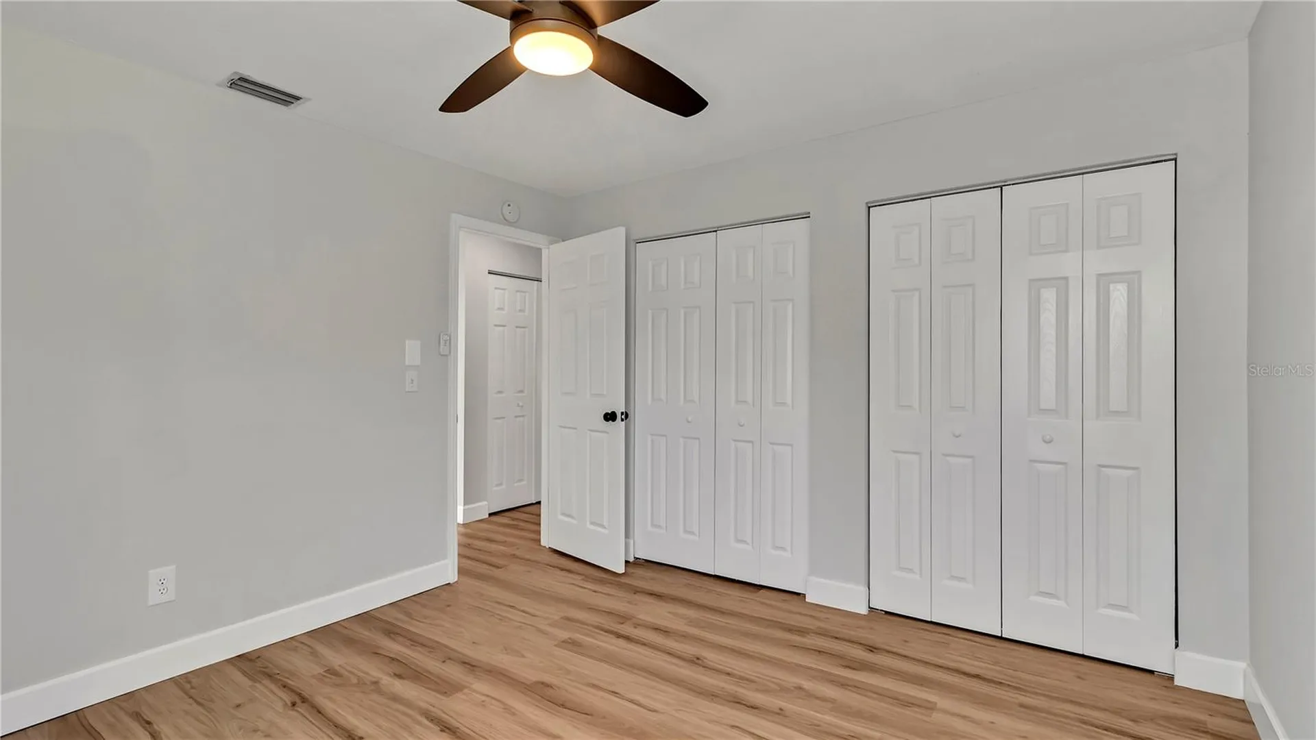 7801 17th Way N St Petersburg FL 33702