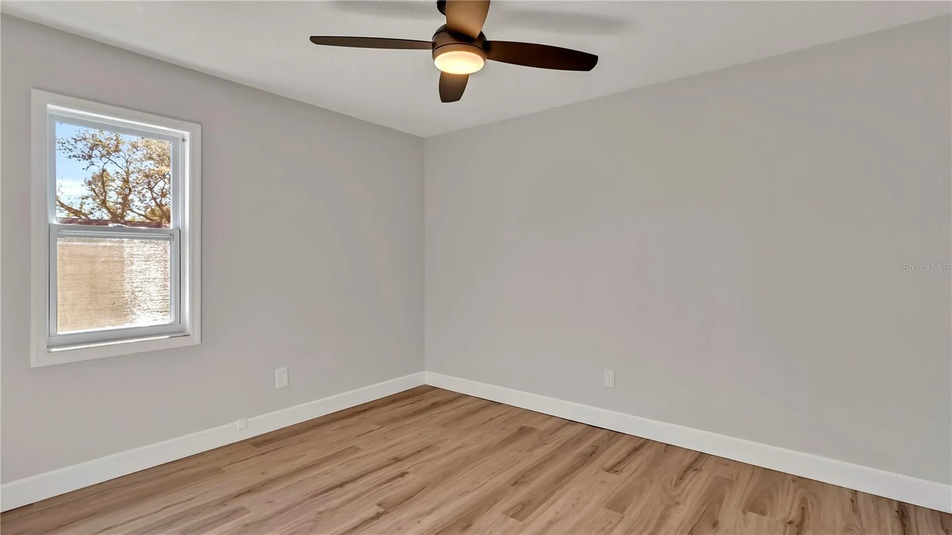 7801 17th Way N St Petersburg FL 33702