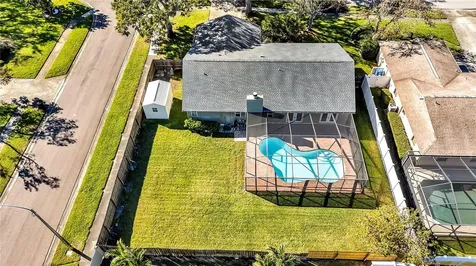 7801 17th Way N St Petersburg FL 33702