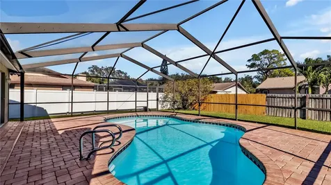 7801 17th Way N St Petersburg FL 33702