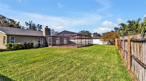 7801 17th Way N St Petersburg FL 33702