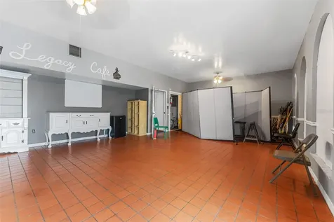 3416 N 15th Street Tampa FL 33605