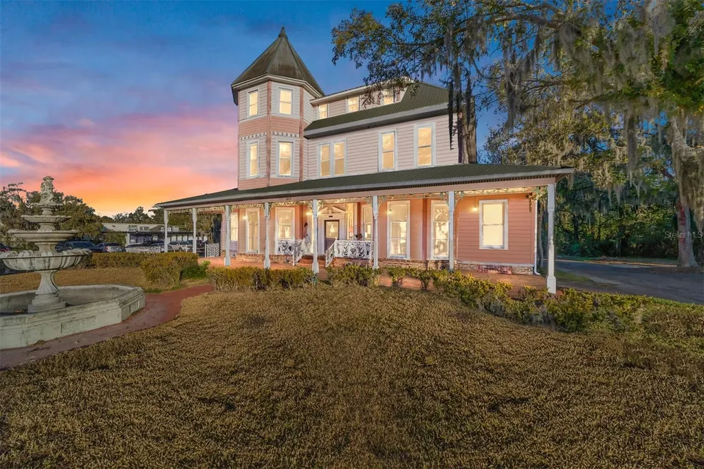 917 E Silver Springs Boulevard Ocala FL 34470