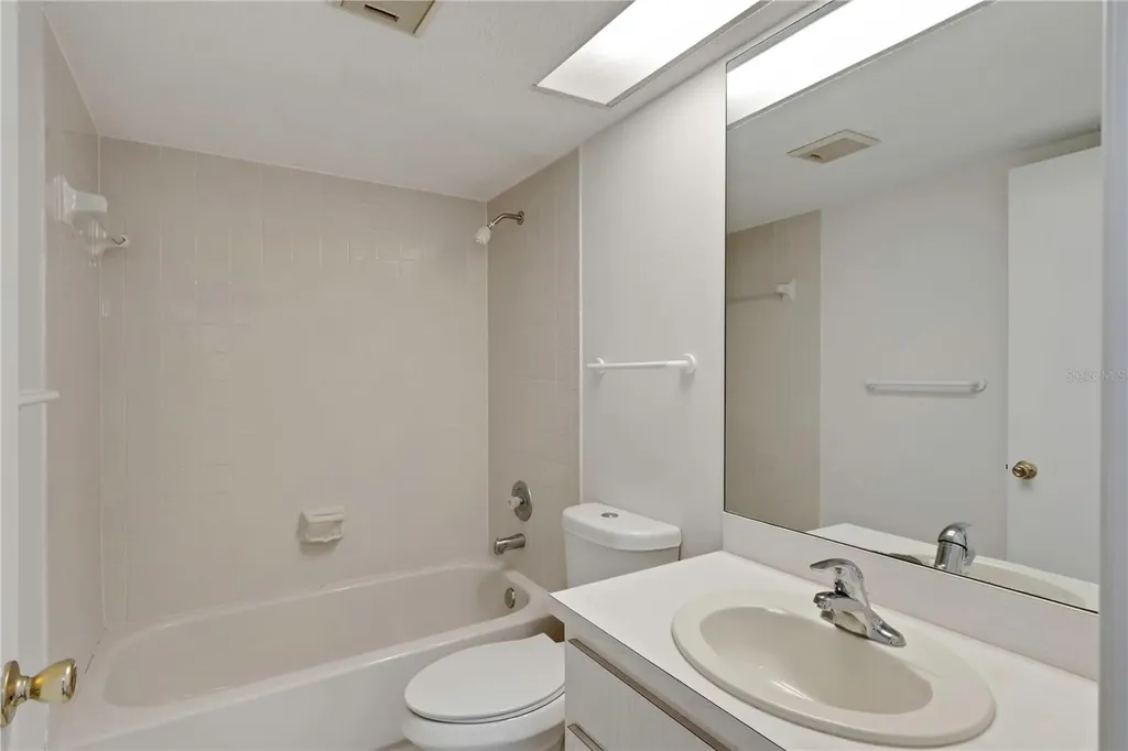 1034 Bowsprit Lane Holiday FL 34691