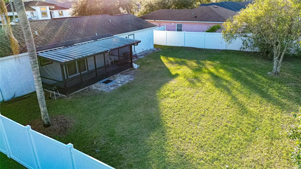 315 Lauderdale Court Kissimmee FL 34759