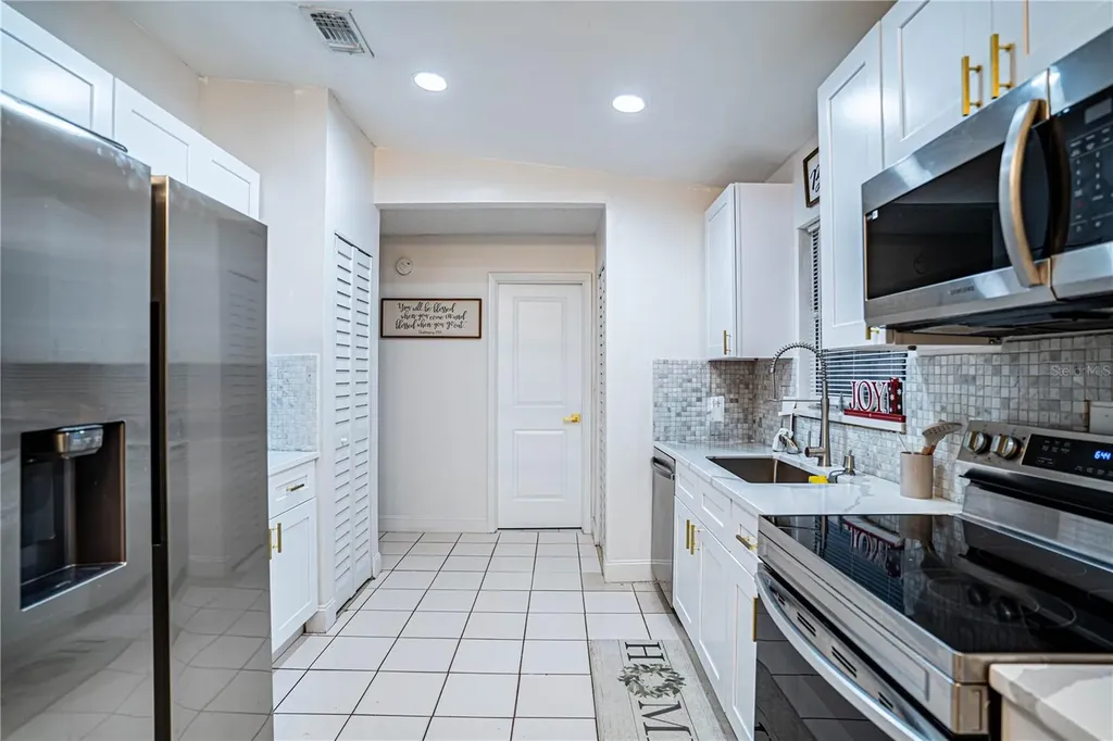 315 Lauderdale Court Kissimmee FL 34759