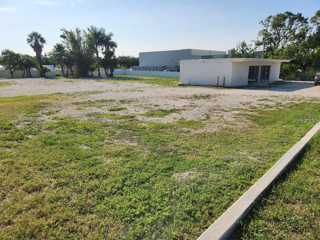 1100 S Myrtle Avenue Clearwater FL 33756