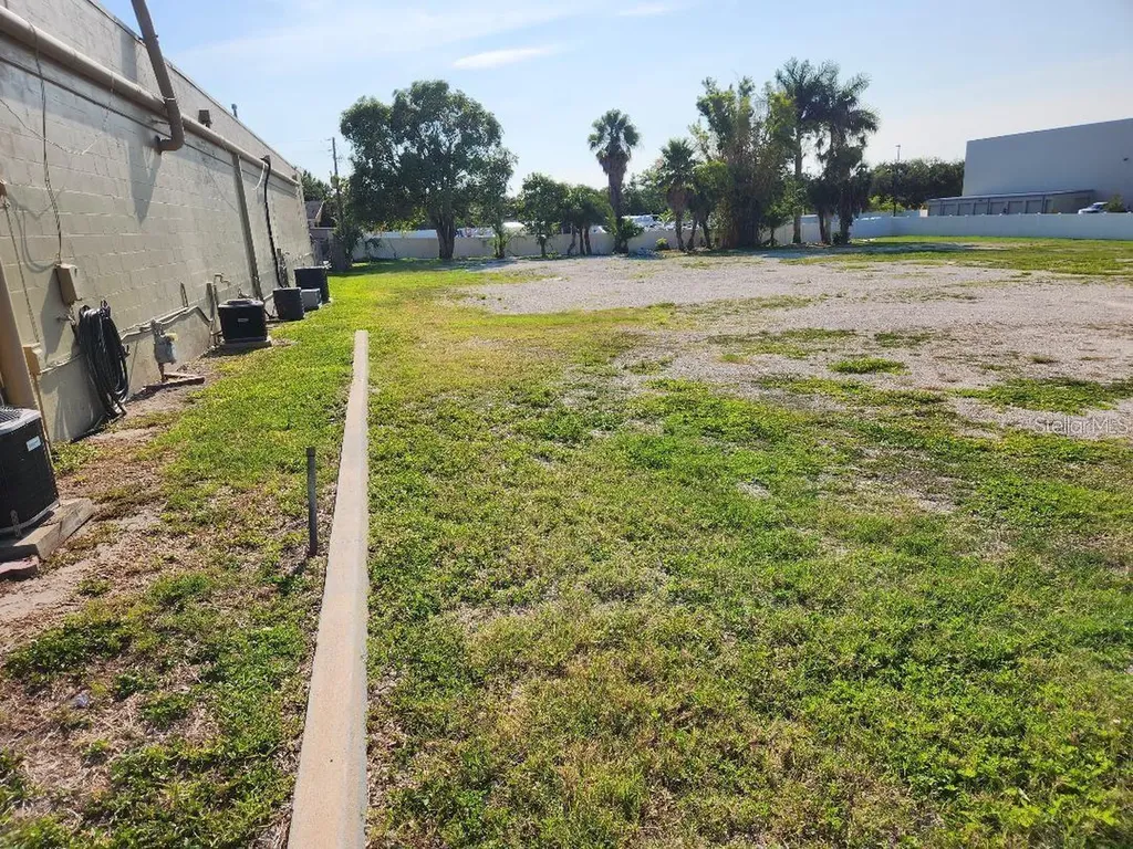 1100 S Myrtle Avenue Clearwater FL 33756