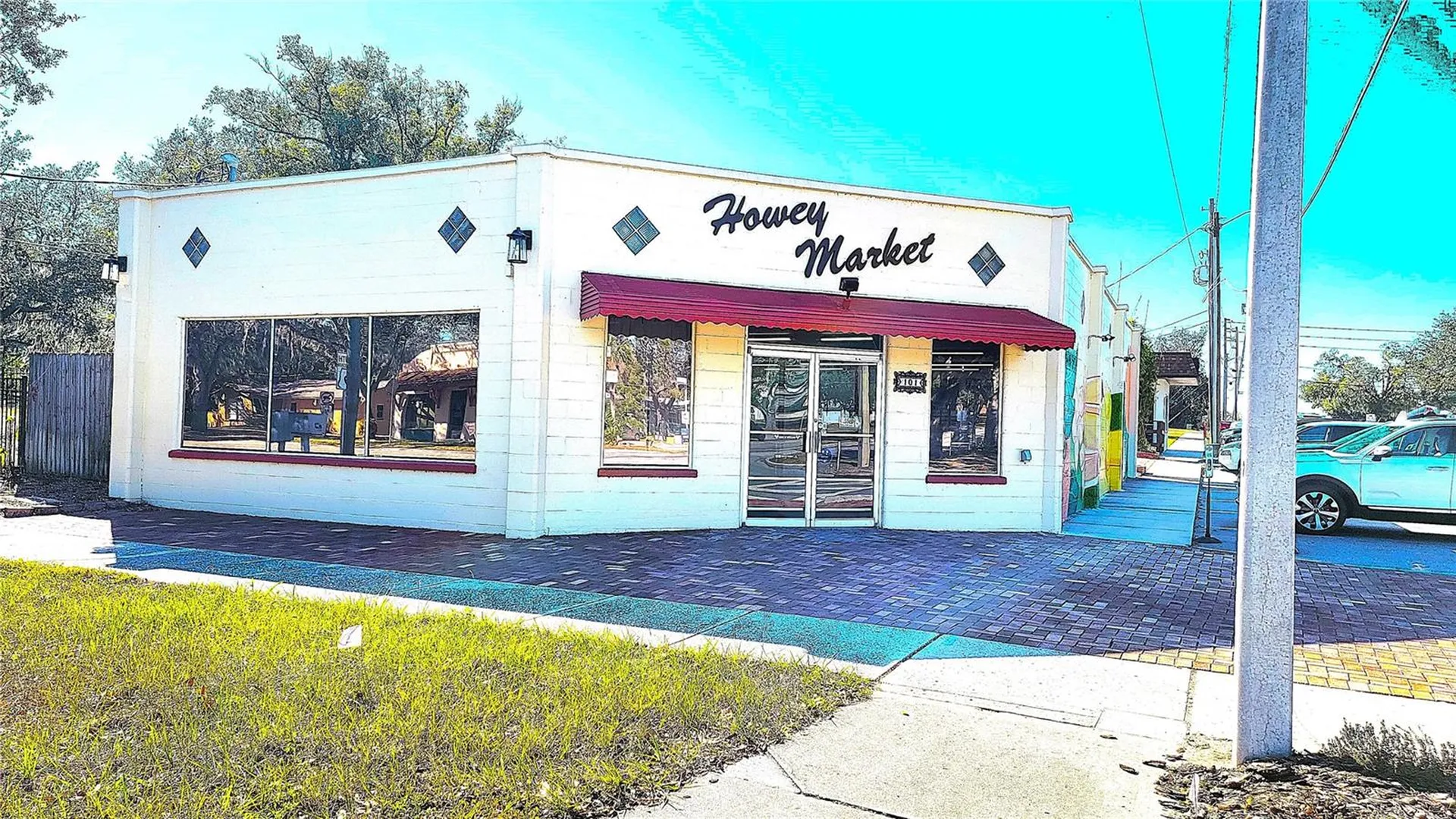 101 S Palm Avenue Howey In The Hills FL 34737