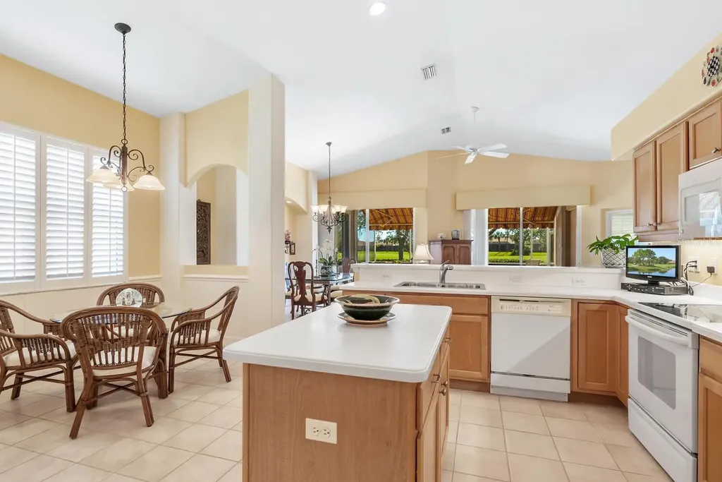4451 Legacy Court Sarasota FL 34241