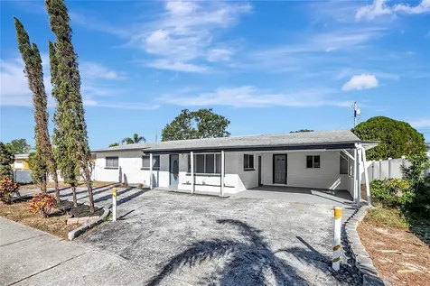 4633 54th Avenue N St Petersburg FL 33714
