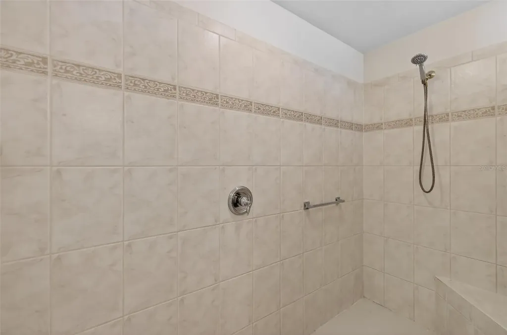 5107 Aurora Drive Leesburg FL 34748