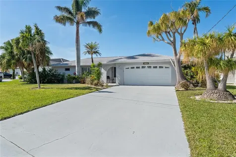 3718 SE 21st Avenue Cape Coral FL 33904