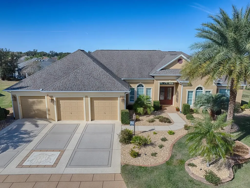 4033 King Place The Villages FL 32163