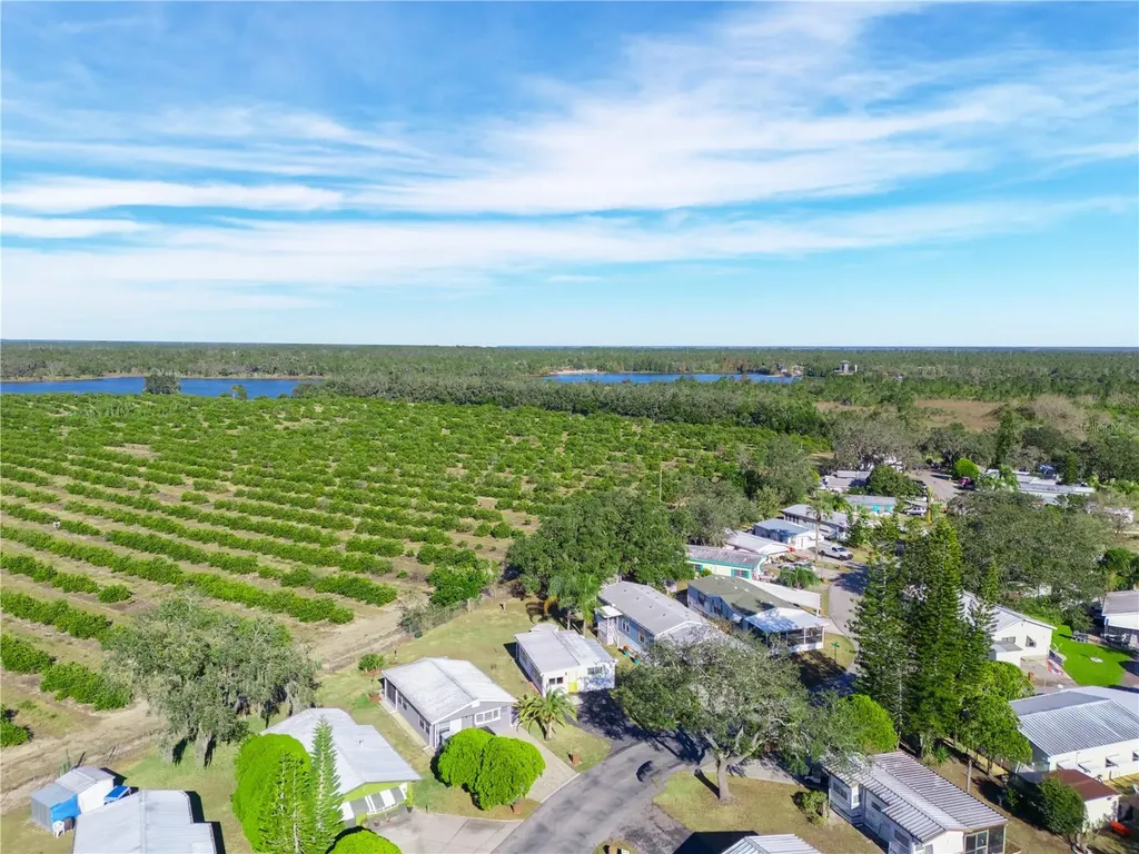 40 Saddlebag Trail N Lake Wales FL 33898