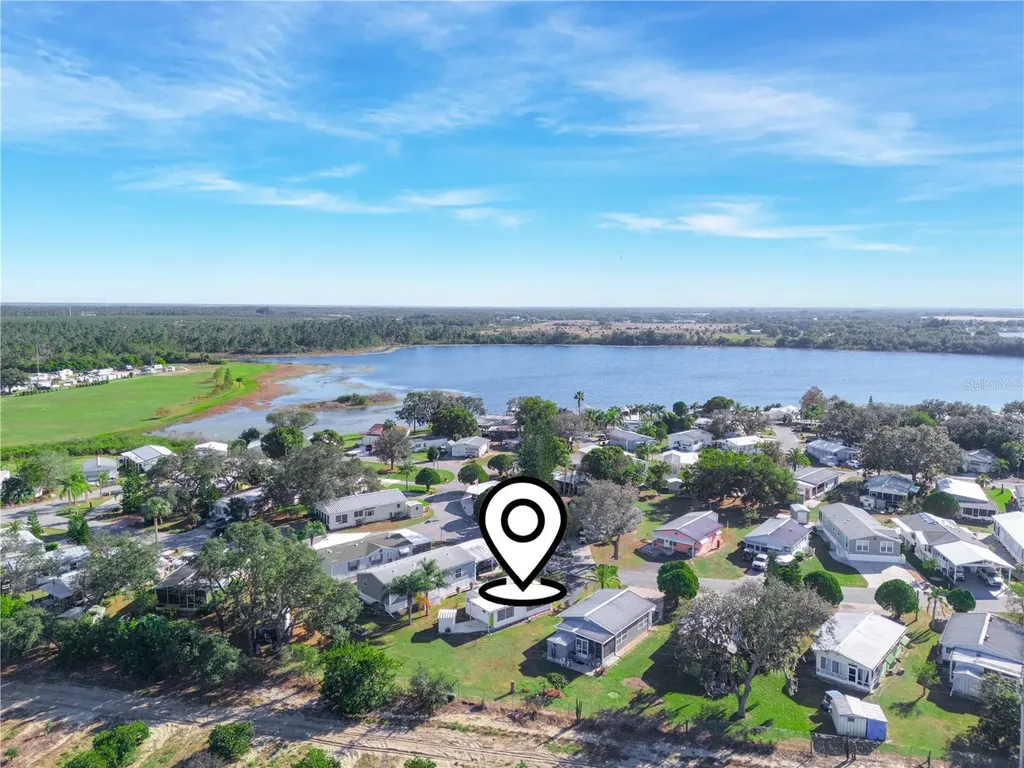 40 Saddlebag Trail N Lake Wales FL 33898