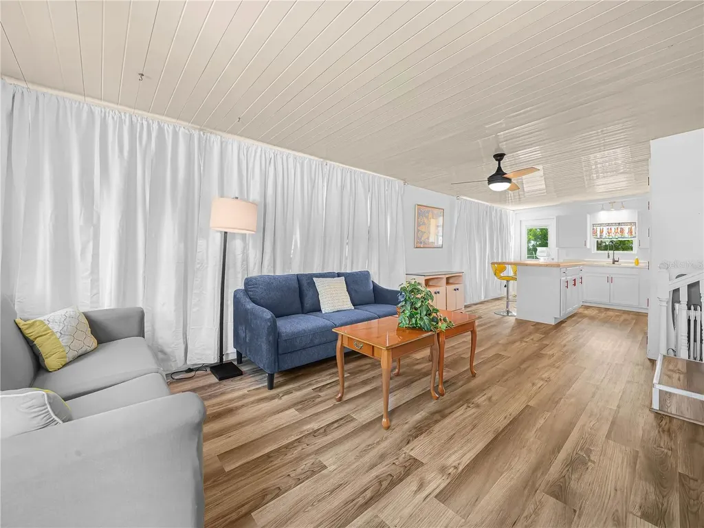 40 Saddlebag Trail N Lake Wales FL 33898