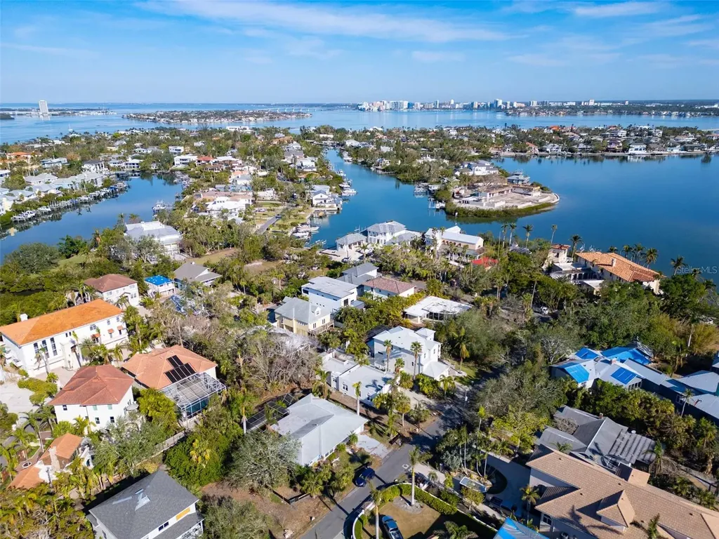 4189 Roberts Point Circle Sarasota FL 34242