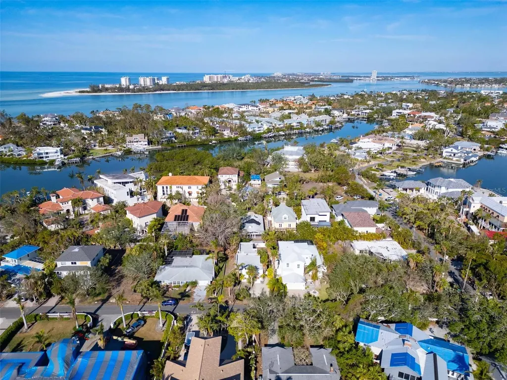 4189 Roberts Point Circle Sarasota FL 34242