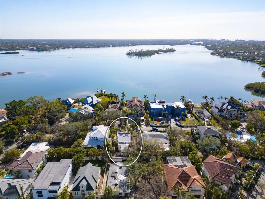 4189 Roberts Point Circle Sarasota FL 34242