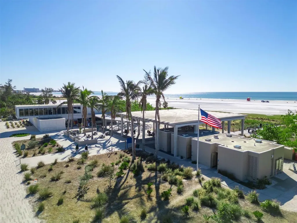 4189 Roberts Point Circle Sarasota FL 34242