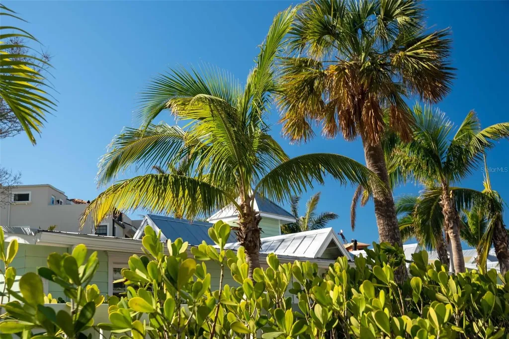 4189 Roberts Point Circle Sarasota FL 34242