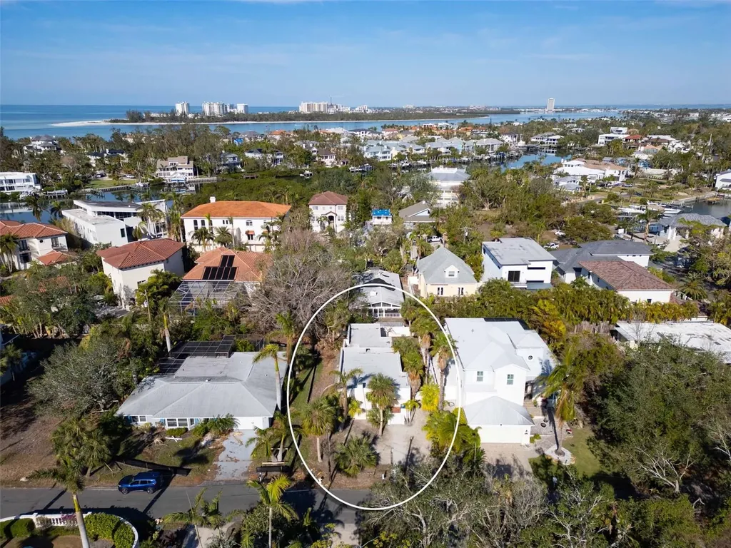 4189 Roberts Point Circle Sarasota FL 34242