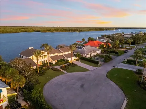 1207 Commodore Drive New Smyrna Beach FL 32168