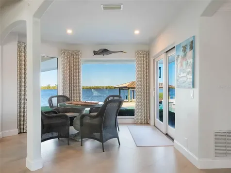 1207 Commodore Drive New Smyrna Beach FL 32168
