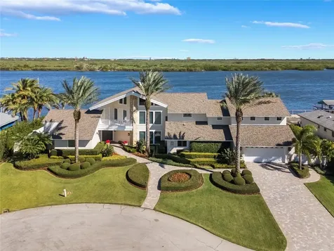 1207 Commodore Drive New Smyrna Beach FL 32168