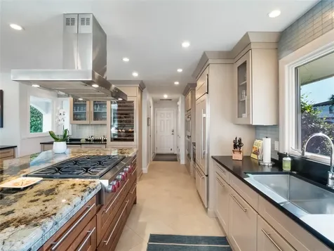 1207 Commodore Drive New Smyrna Beach FL 32168