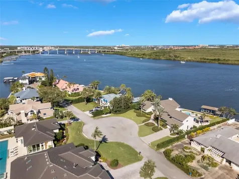 1207 Commodore Drive New Smyrna Beach FL 32168