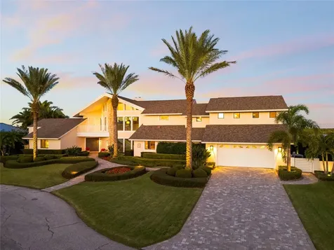 1207 Commodore Drive New Smyrna Beach FL 32168