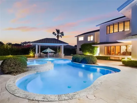 1207 Commodore Drive New Smyrna Beach FL 32168