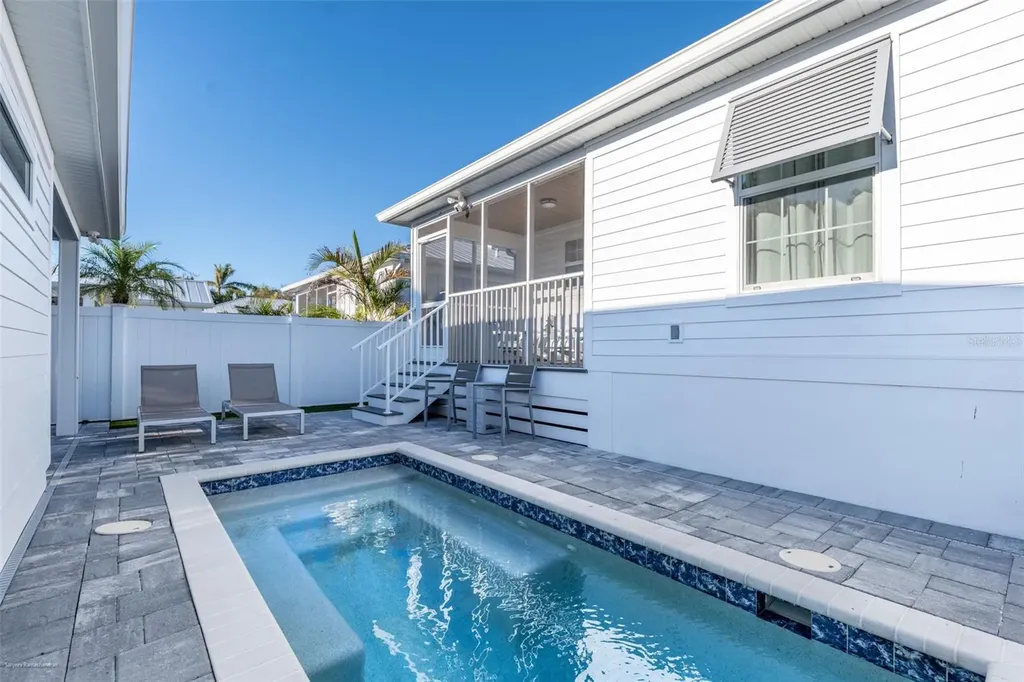 327 Harvey Street Punta Gorda FL 33950