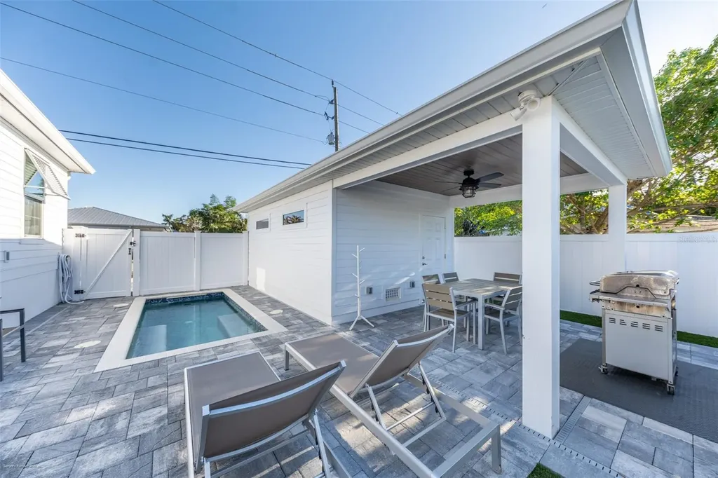 327 Harvey Street Punta Gorda FL 33950