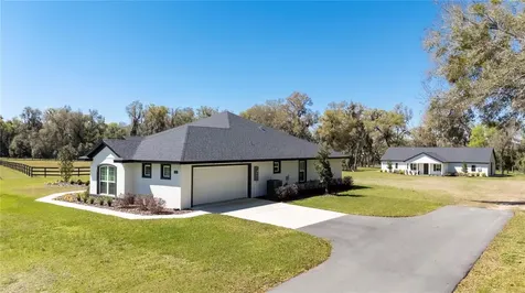 1725 W Highway 329 Citra FL 32113