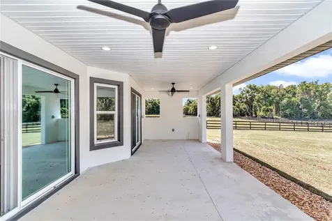 1725 W Highway 329 Citra FL 32113